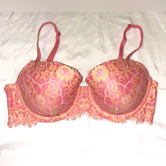 Victoria Secret Bra 34C - Picture 1 of 5